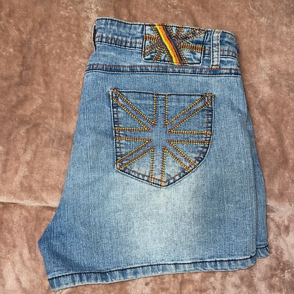Jean shorts - Picture 3 of 4